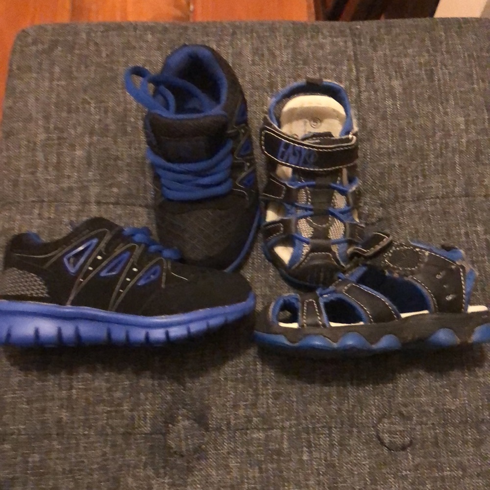 Bundle of size 5 Toddler shoes.